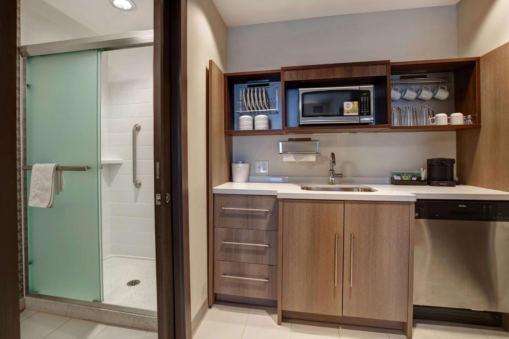 Home2 Suites By Hilton Charlotte Uptown Exterior photo