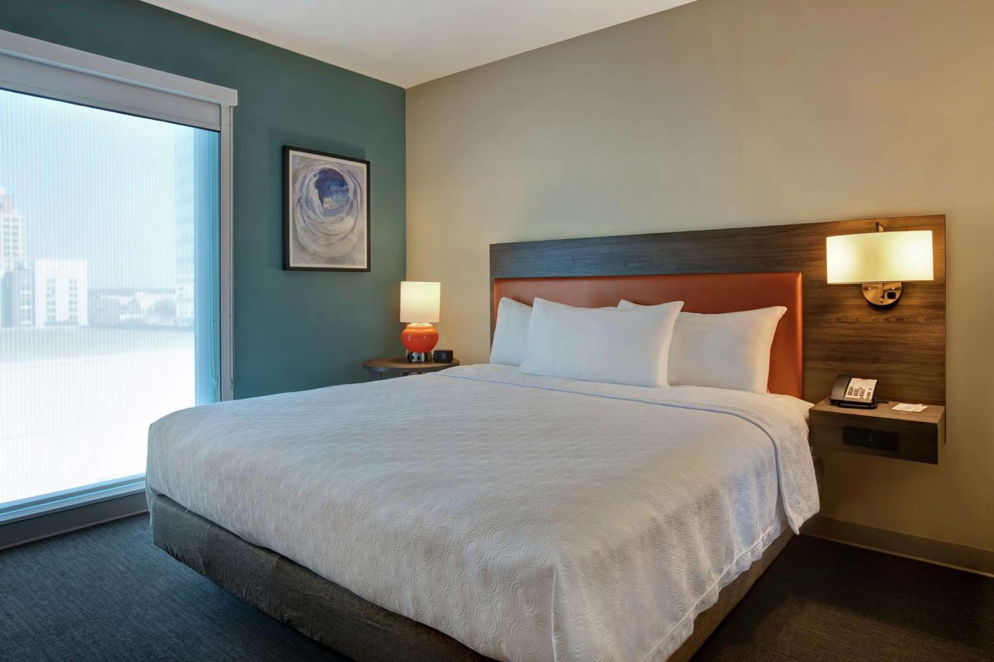 Home2 Suites By Hilton Charlotte Uptown Exterior photo