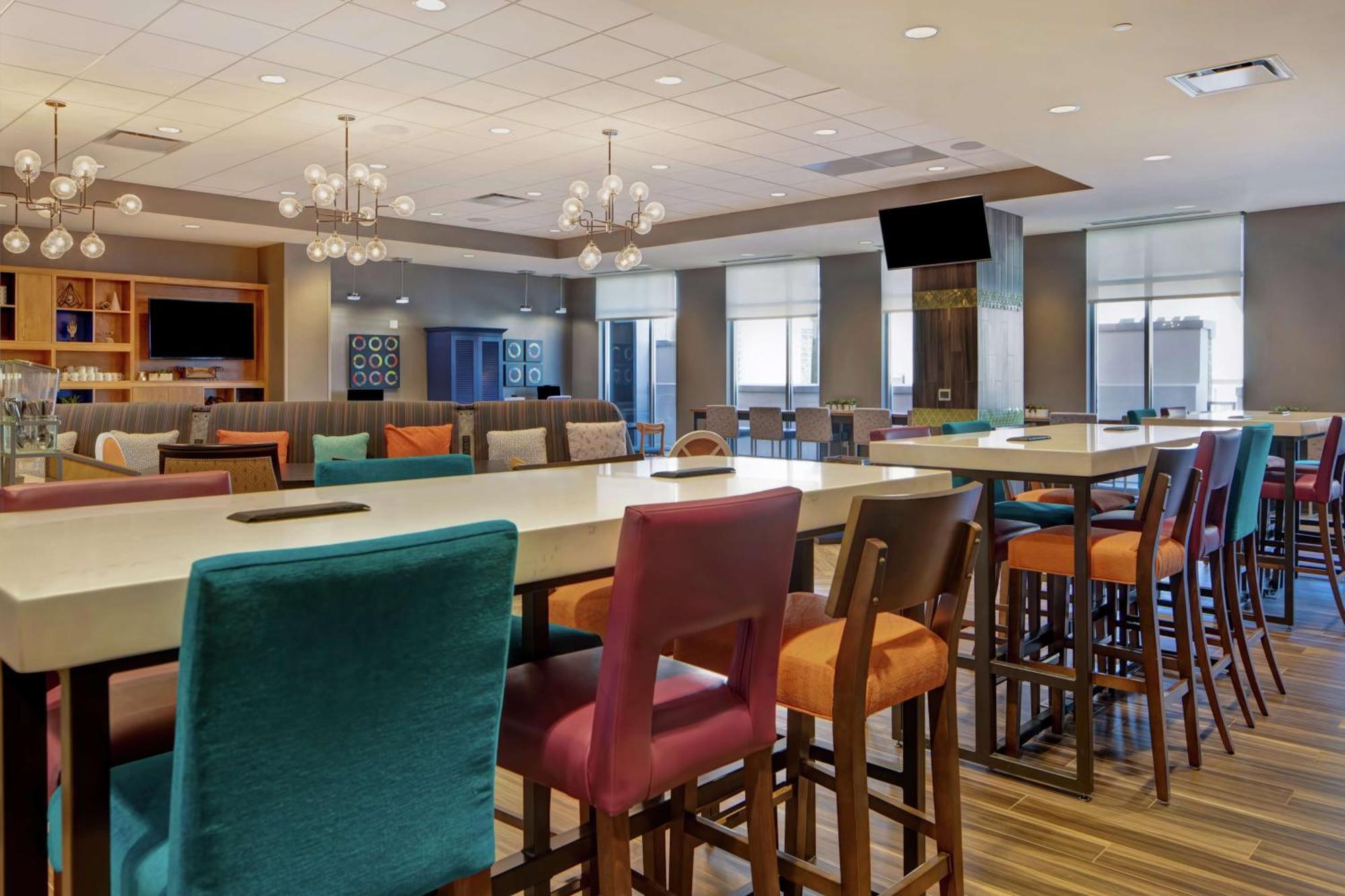 Home2 Suites By Hilton Charlotte Uptown Exterior photo