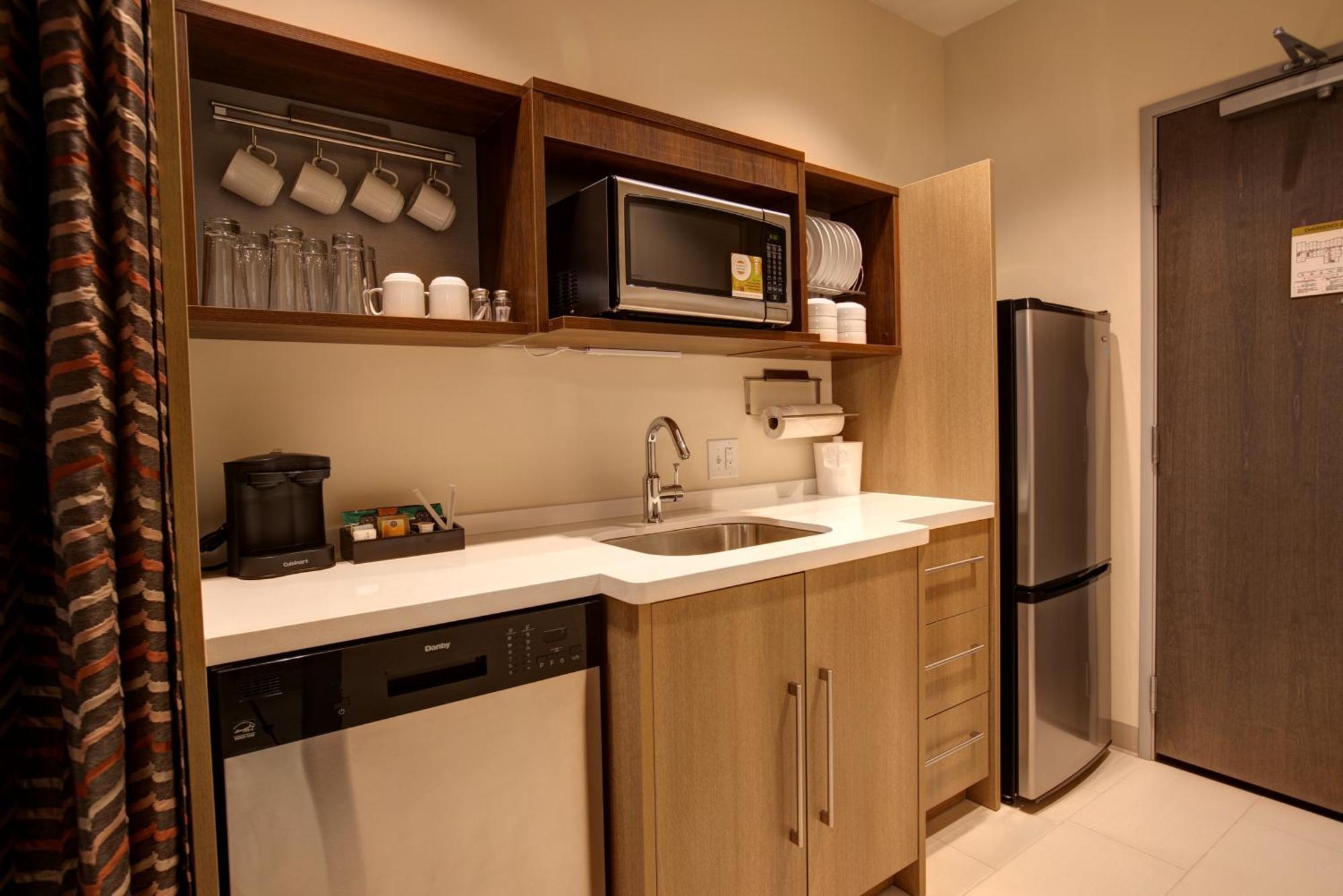 Home2 Suites By Hilton Charlotte Uptown Exterior photo